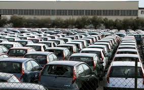 E' CRISI DELL'AUTO ITALIANA