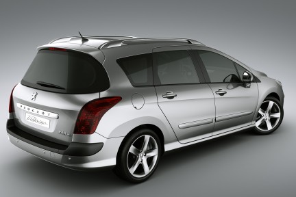 La nuova Peugeot 308 station wagon vista dal lato post.-laterale